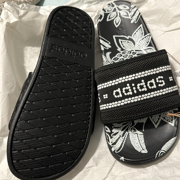 Adidas  X marimekko slides - Picture 4 of 5